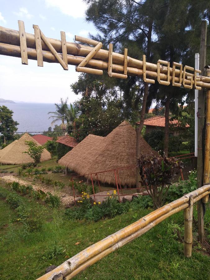 Inzu Lodge جيسايني المظهر الخارجي الصورة