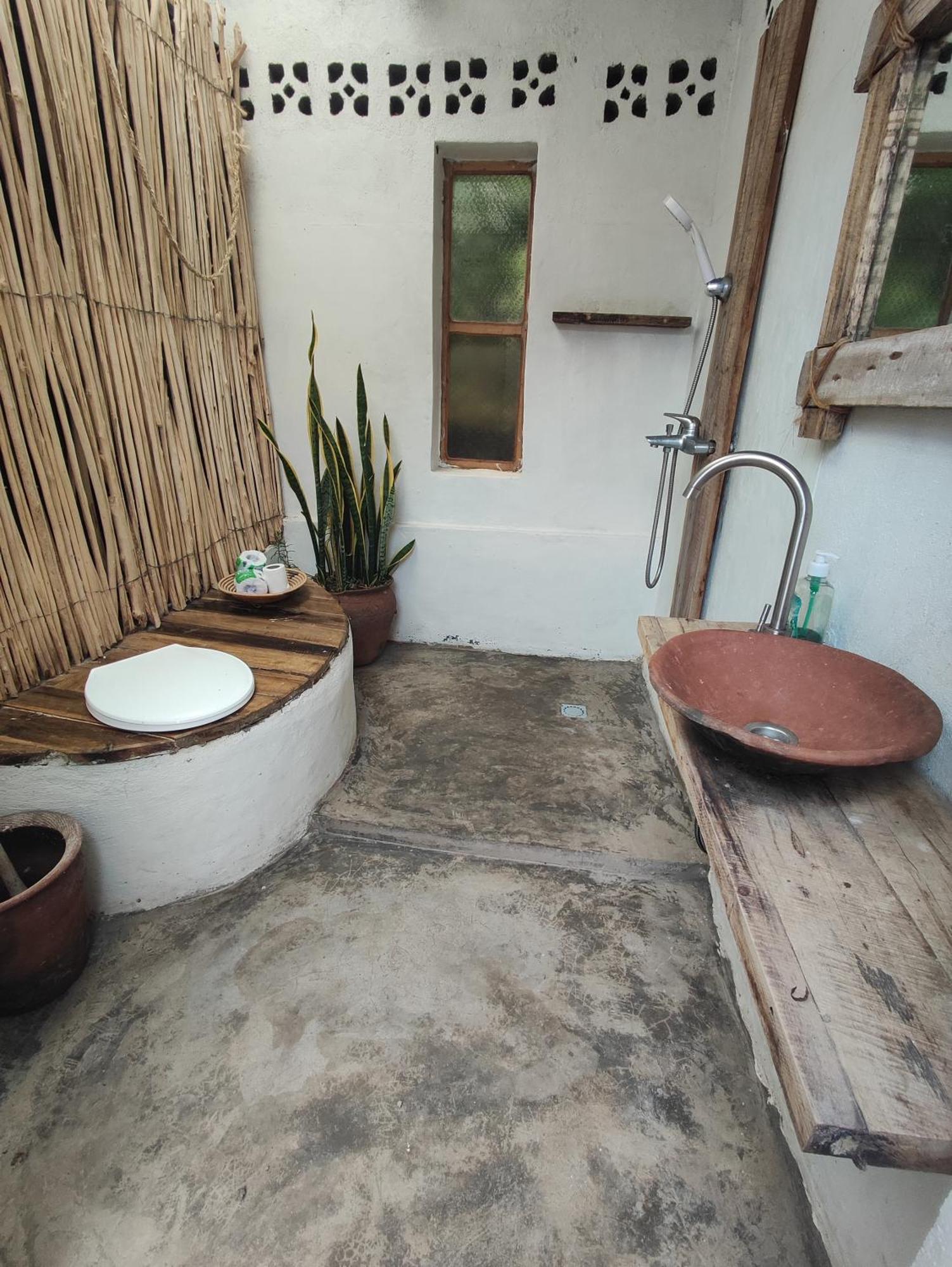 Inzu Lodge جيسايني المظهر الخارجي الصورة