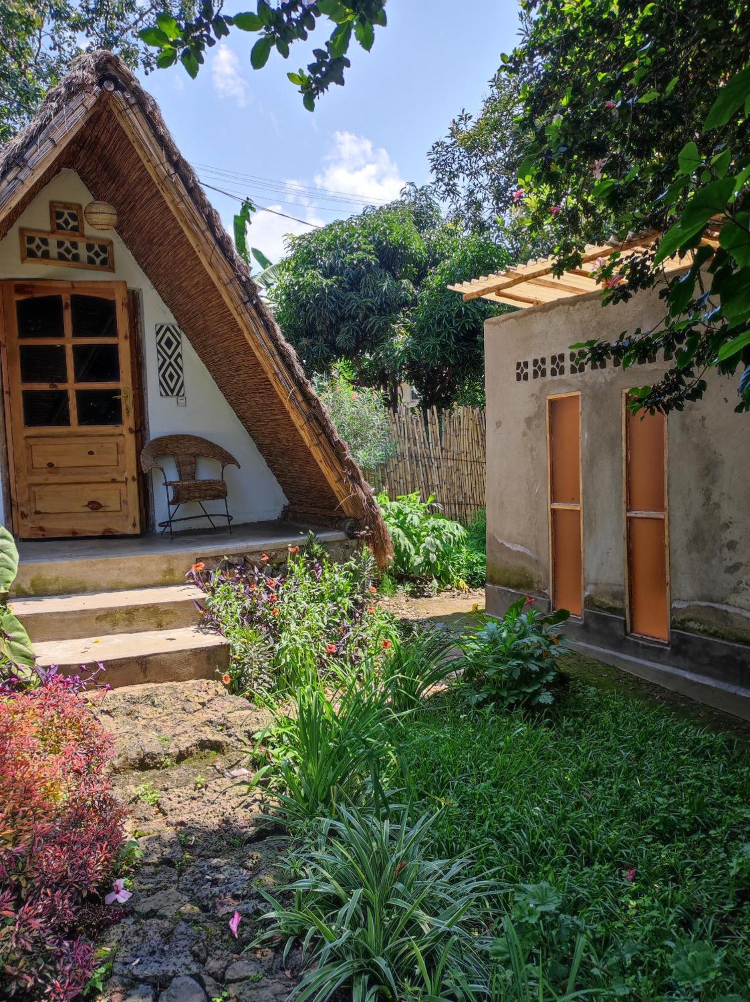 Inzu Lodge جيسايني المظهر الخارجي الصورة